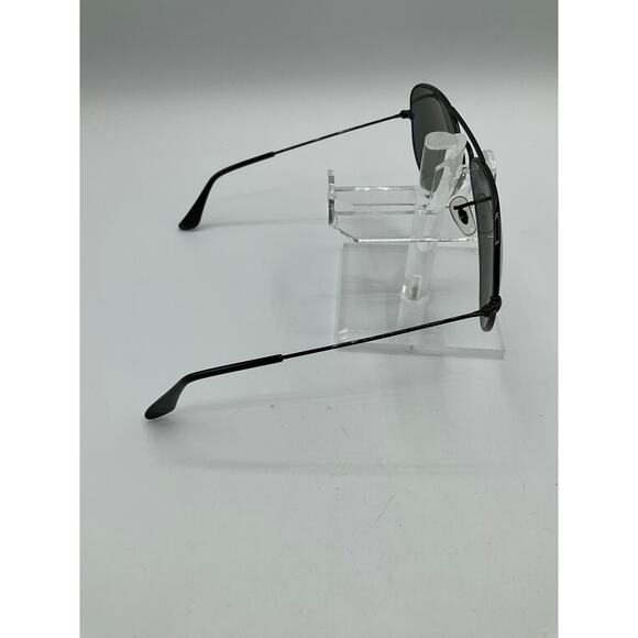 Pre-Owned Ray Ban RB 3025 Aviator Polarized Sunglasses- Black - Picture 2 of 8